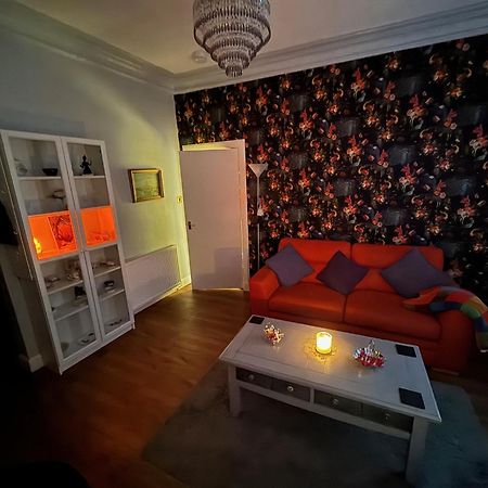 Edinburgh Two Bedroom Apartment With Free Side Street Parking 24 Hours Екстер'єр фото