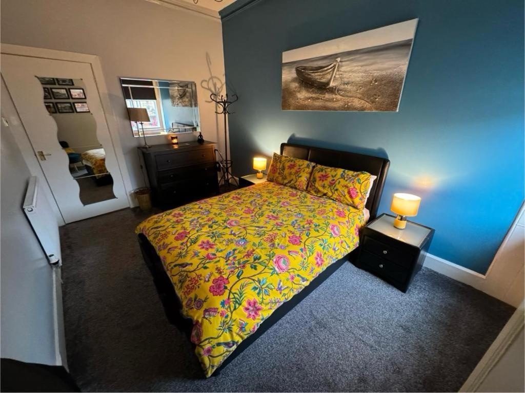 Edinburgh Two Bedroom Apartment With Free Side Street Parking 24 Hours Екстер'єр фото
